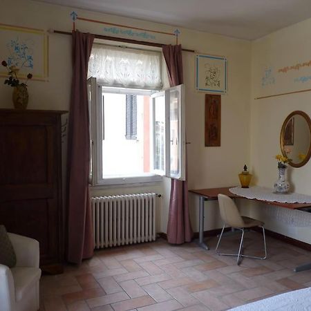 Appartamento Palazzo Del Provveditore Vista Lago ديسينسانو ديل غاردا المظهر الخارجي الصورة